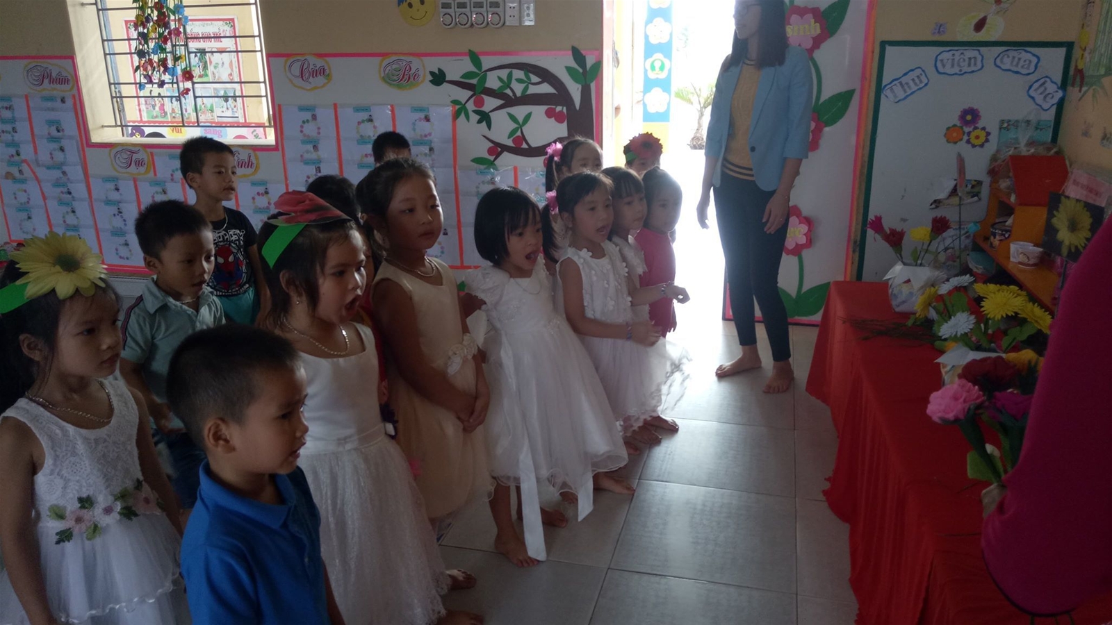 Tiết dạy cô Phí Thị Hoa - GV lớp 4 tuổi B